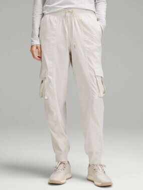 Lululemon Dance Studio Relaxed Fit MR Cargo Jogger